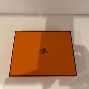 Hermes Orange Box